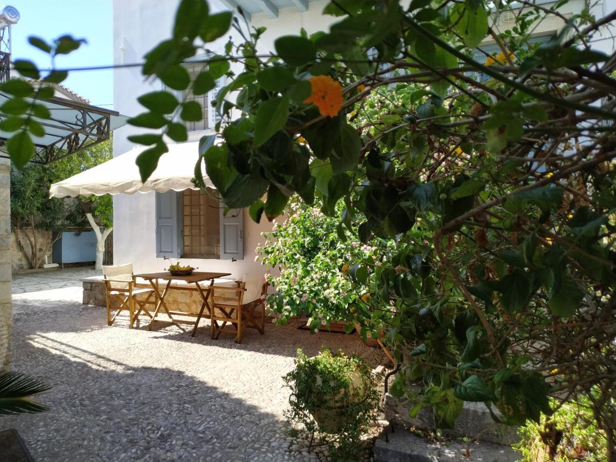 Galaxídhion Liknon Guesthouse Villa מראה חיצוני תמונה